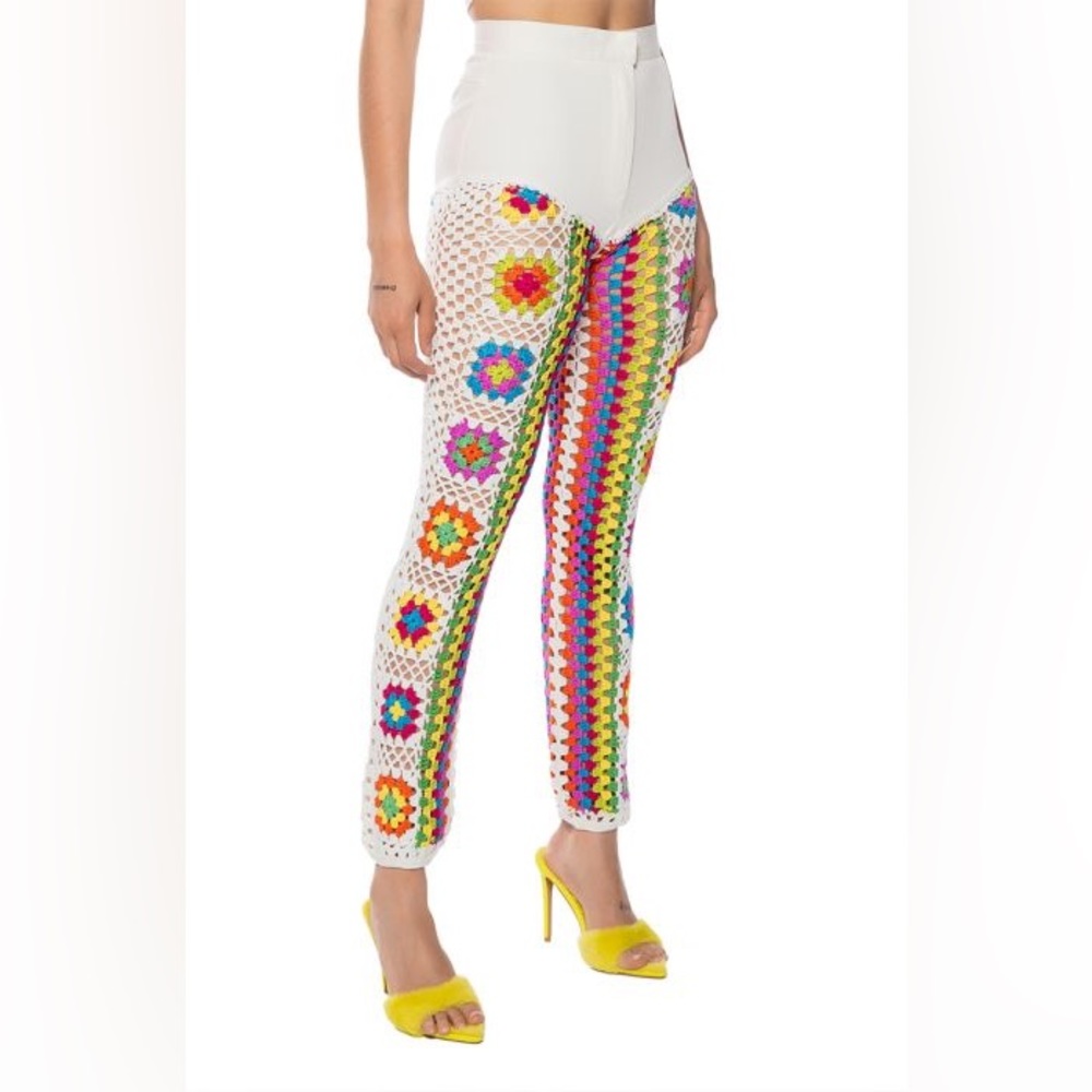 Akira Resort Aruba Crochet Pant Size Large (10-12) NWT